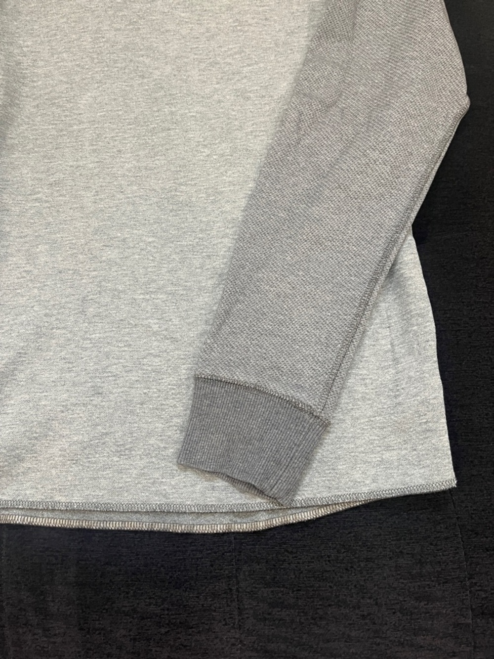 Grey Crew Neck - Picture 3 of 4